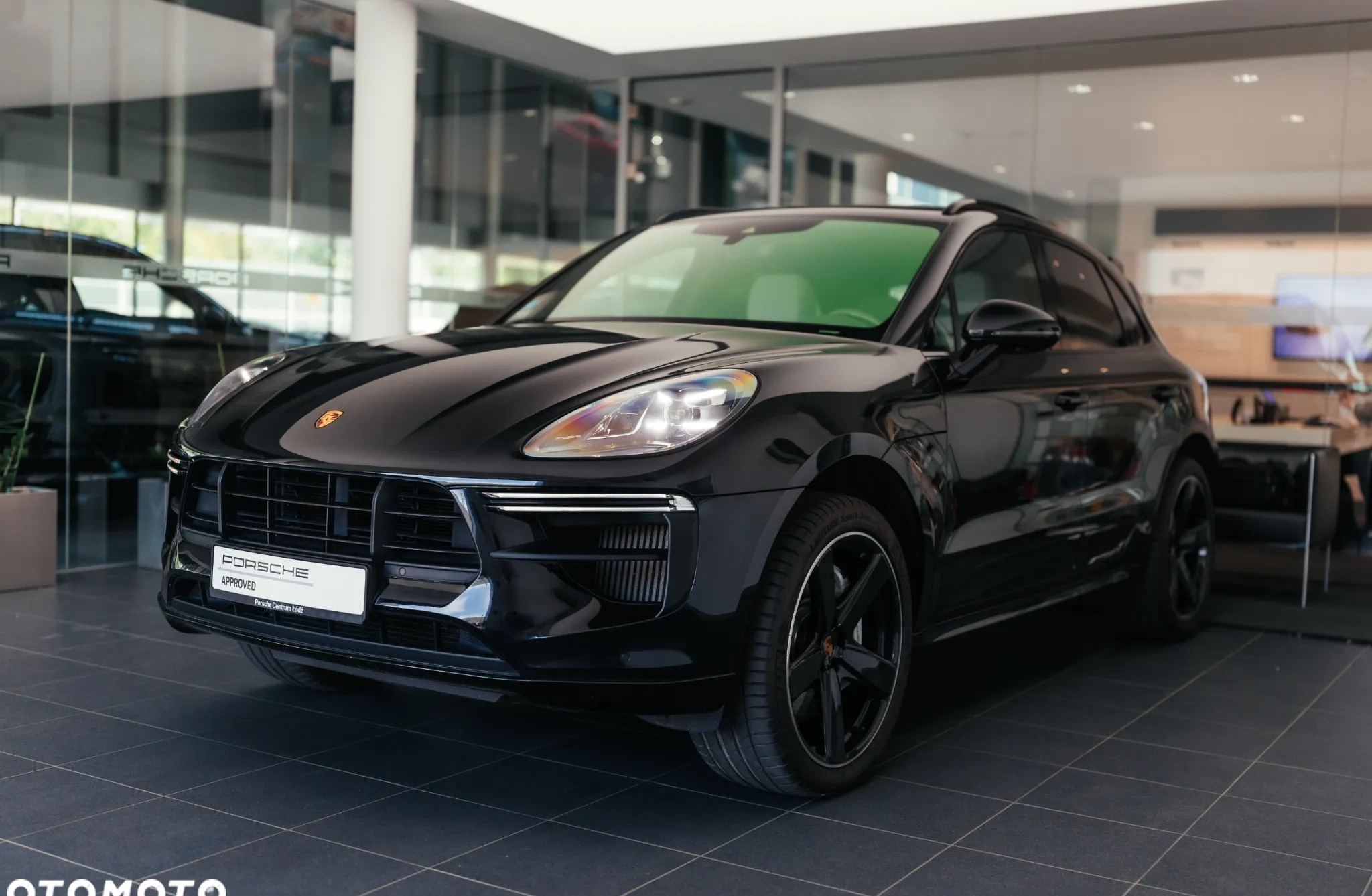 Porsche Macan cena 349900 przebieg: 46200, rok produkcji 2019 z Dąbie małe 562